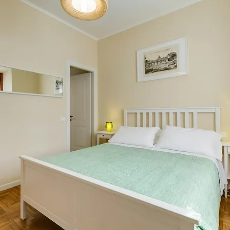 Apartamento Colisseum View Holiday *